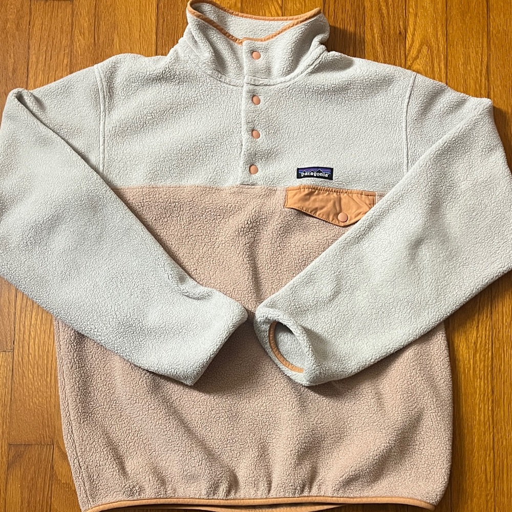 Women’s Fleece Sweater